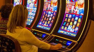 Các bàn baccarat và roulette Live Casino xsgl phát sóng trực tiếp
